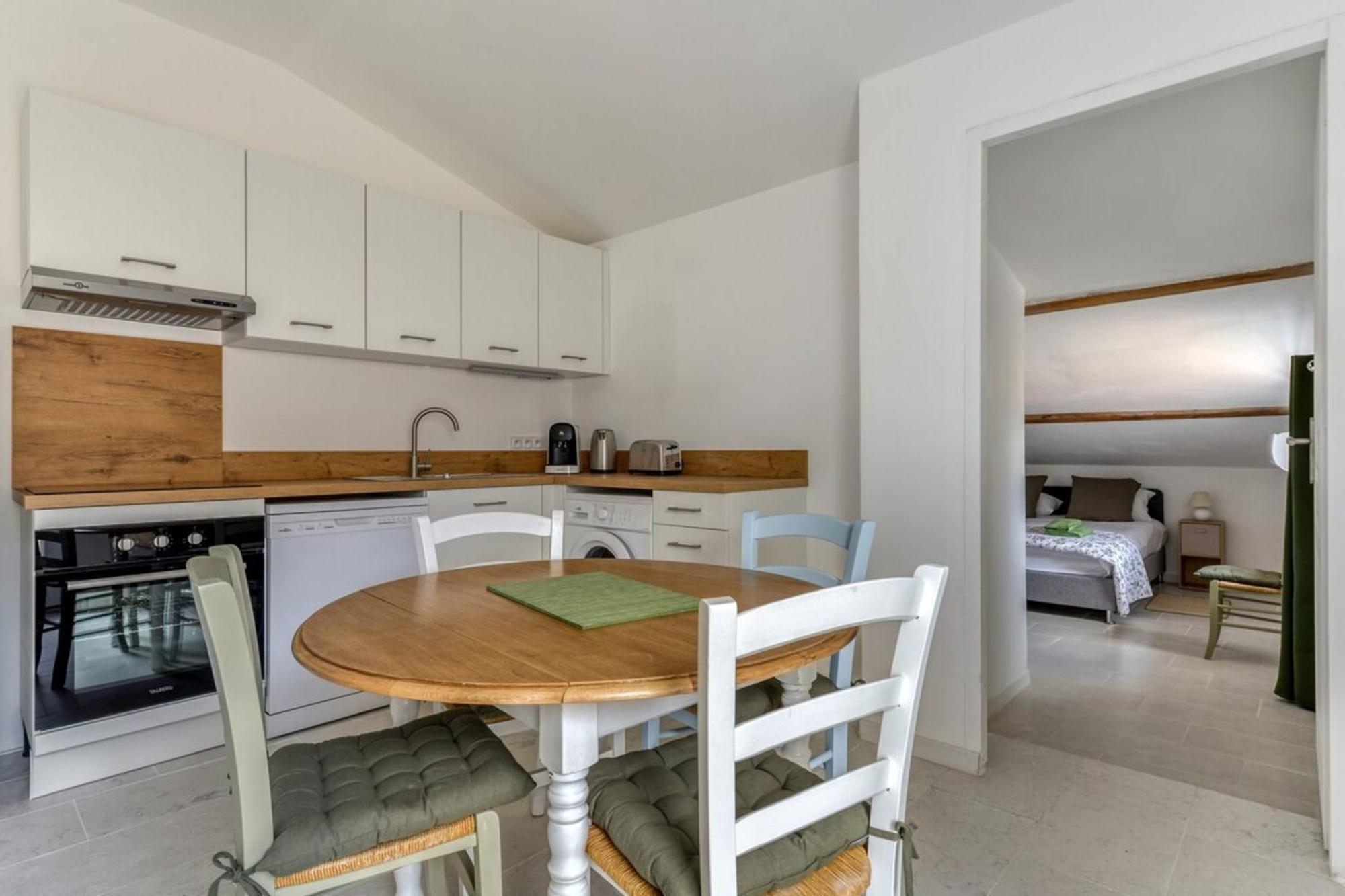 Appartement L'euphorbe ~ Terrasse ~ Wifi *